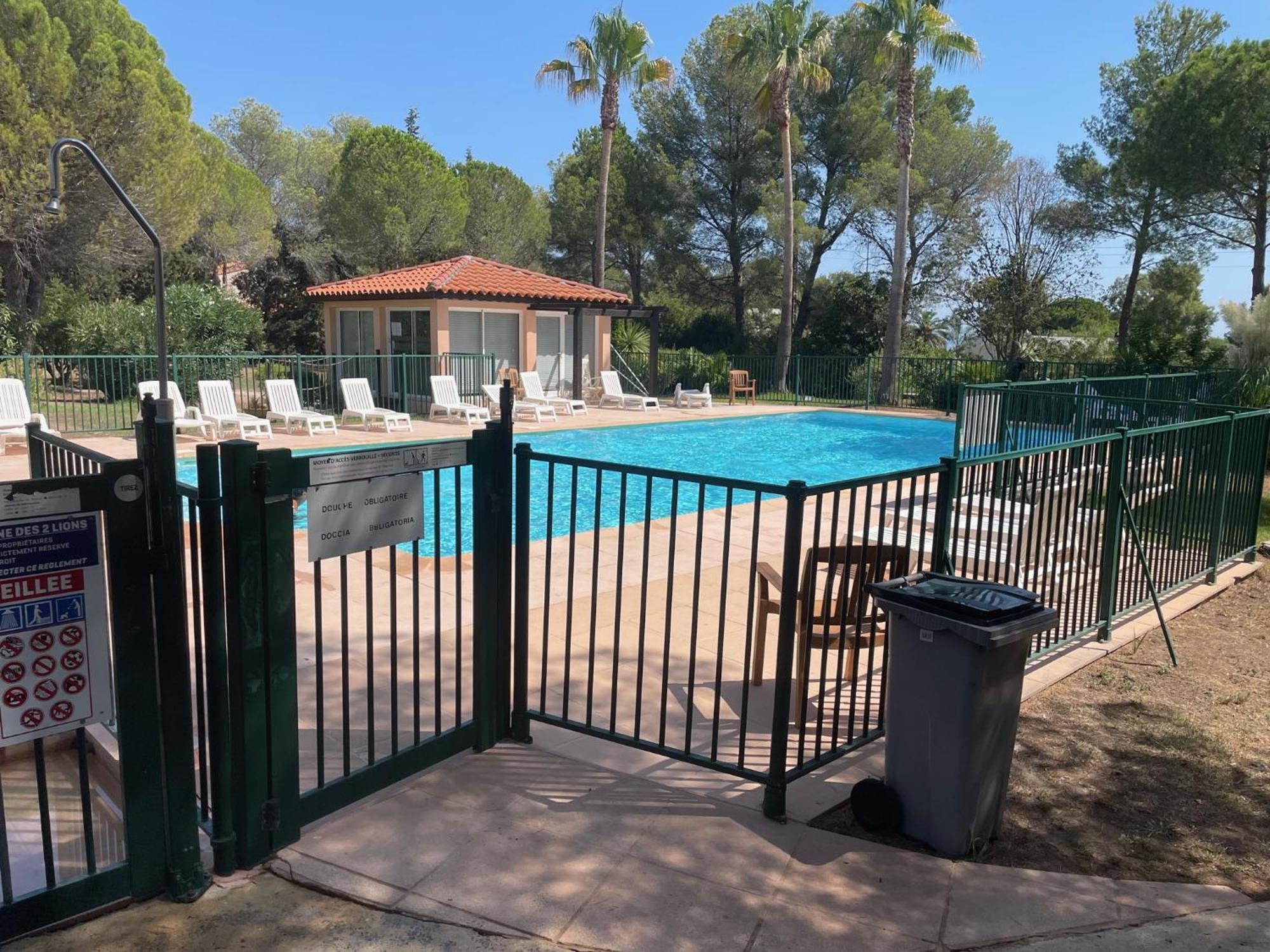 2 Pieces Saint Raphael Renove, Classe 4 Etoiles, 100 M Plages, Piscine, Tennis, Parc, Terrasse, Jardin Privatif 외부 사진